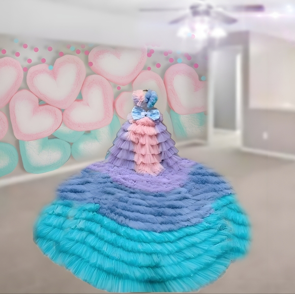 Luxury Candy shop long Couture photoshoot dress. - Picture 2 of 2